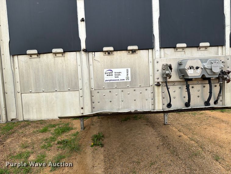 image for item FK4020 2006 Eby livestock trailer