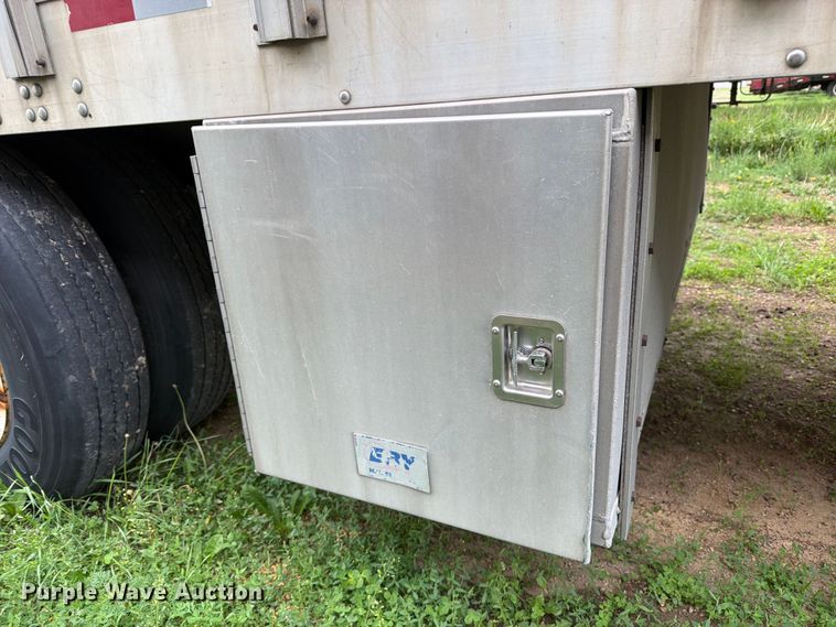 image for item FK4020 2006 Eby livestock trailer