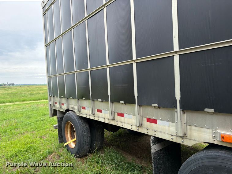 image for item FK4020 2006 Eby livestock trailer