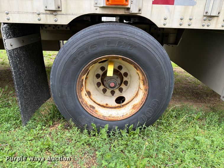 image for item FK4020 2006 Eby livestock trailer