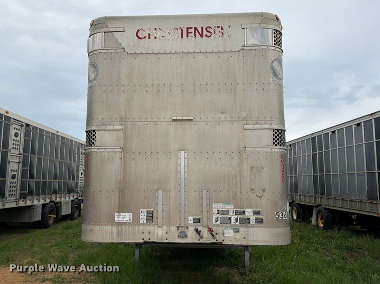 image for item FK4021 2006 Wilson Trailer Co. PSADL-400P livestock trailer