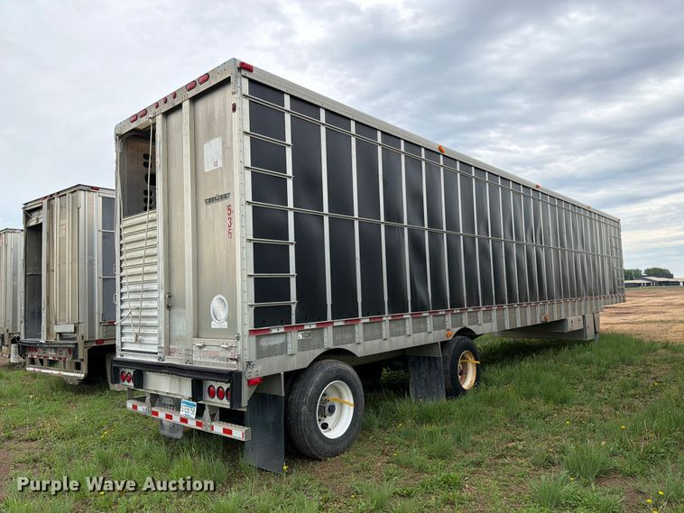 image for item FK4021 2006 Wilson Trailer Co. PSADL-400P livestock trailer