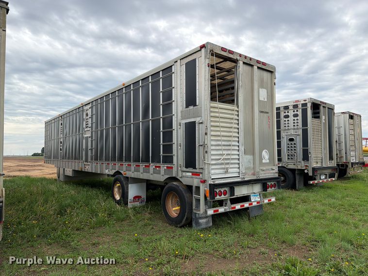 image for item FK4021 2006 Wilson Trailer Co. PSADL-400P livestock trailer