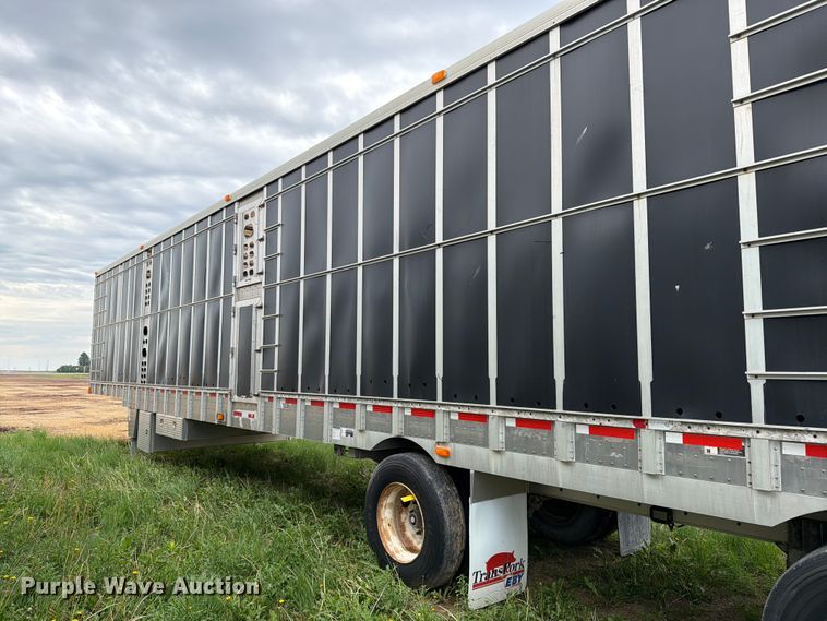 image for item FK4021 2006 Wilson Trailer Co. PSADL-400P livestock trailer