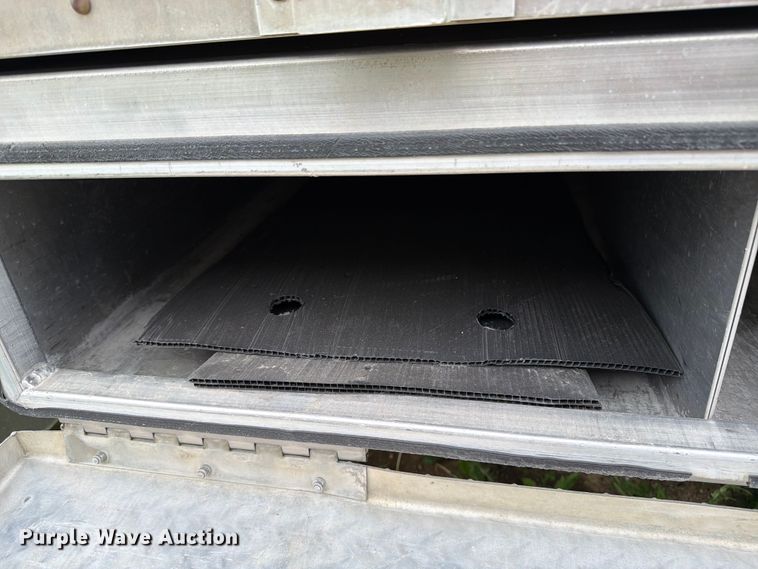 image for item FK4021 2006 Wilson Trailer Co. PSADL-400P livestock trailer