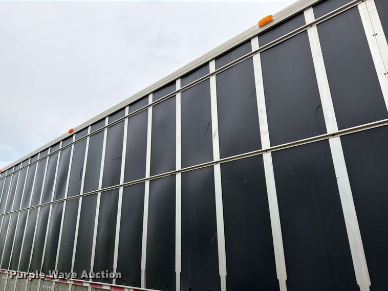 image for item FK4021 2006 Wilson Trailer Co. PSADL-400P livestock trailer