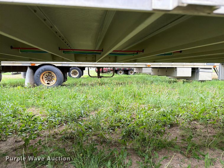 image for item FK4021 2006 Wilson Trailer Co. PSADL-400P livestock trailer