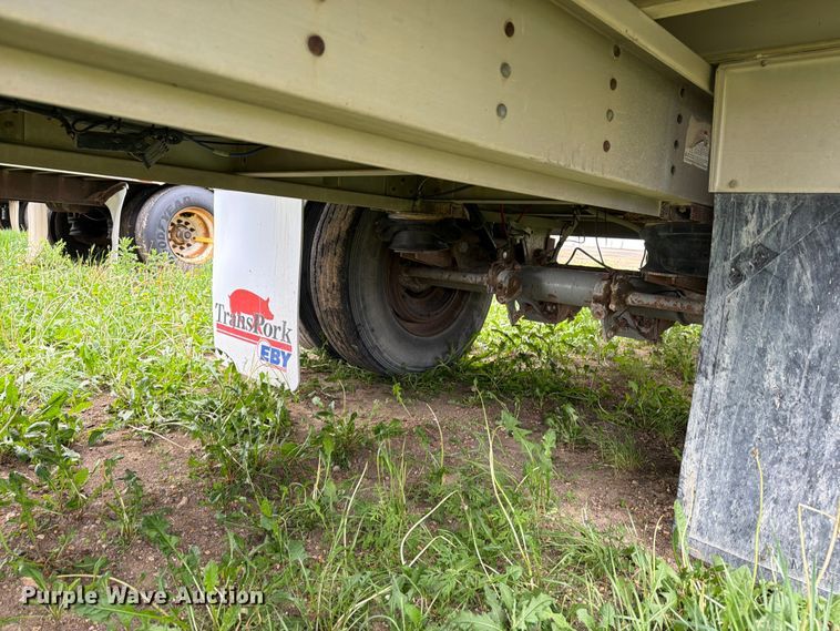 image for item FK4021 2006 Wilson Trailer Co. PSADL-400P livestock trailer