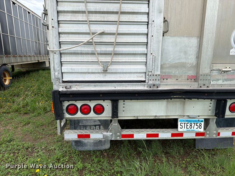 image for item FK4021 2006 Wilson Trailer Co. PSADL-400P livestock trailer