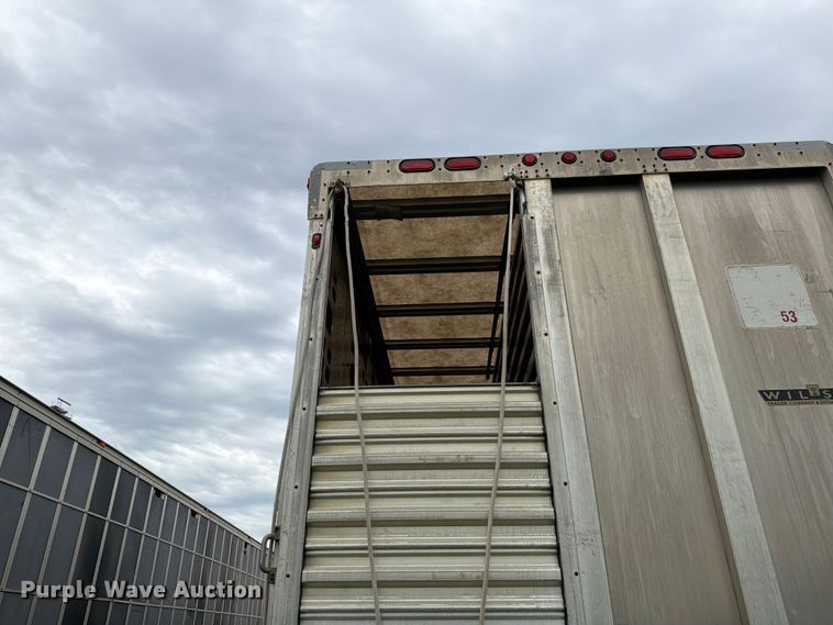 image for item FK4021 2006 Wilson Trailer Co. PSADL-400P livestock trailer