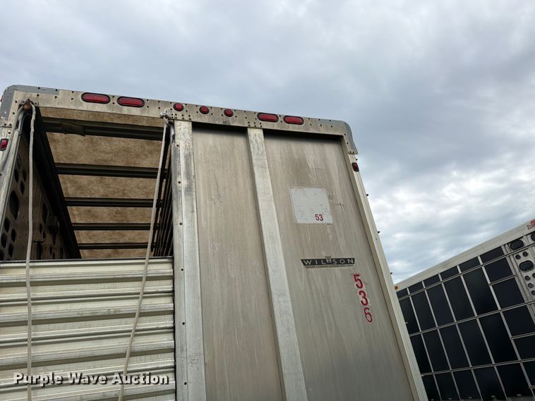 image for item FK4021 2006 Wilson Trailer Co. PSADL-400P livestock trailer