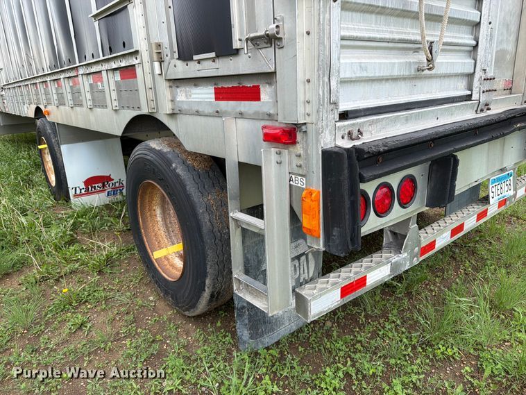 image for item FK4021 2006 Wilson Trailer Co. PSADL-400P livestock trailer