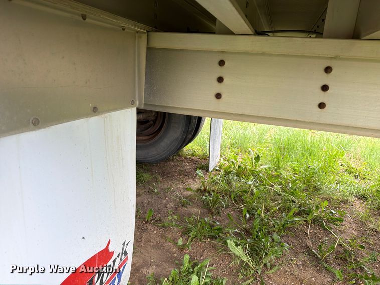 image for item FK4021 2006 Wilson Trailer Co. PSADL-400P livestock trailer
