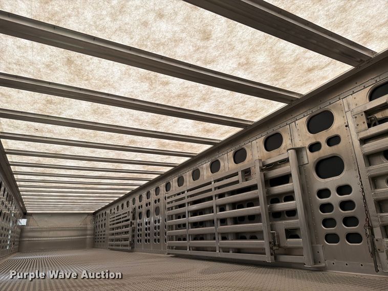 image for item FK4021 2006 Wilson Trailer Co. PSADL-400P livestock trailer