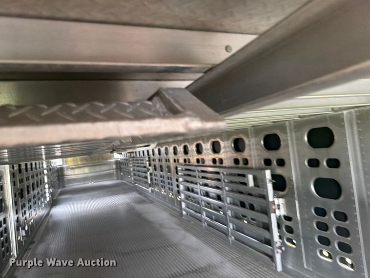 image for item FK4021 2006 Wilson Trailer Co. PSADL-400P livestock trailer