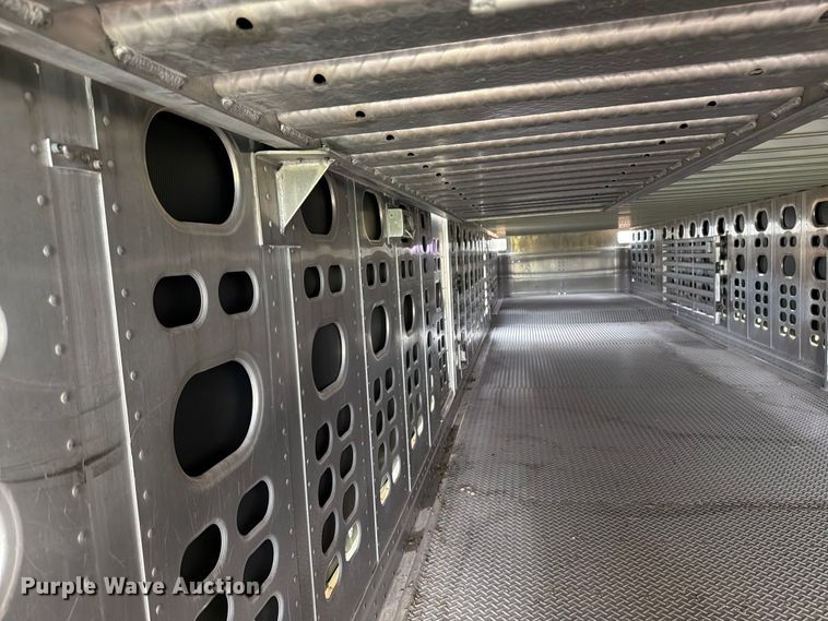 image for item FK4021 2006 Wilson Trailer Co. PSADL-400P livestock trailer