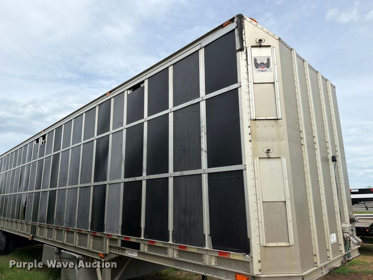 image for item FK4023 2007 Barrett Trailers, Inc. livestock trailer