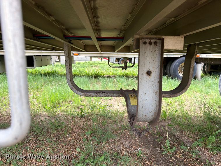 image for item FK4023 2007 Barrett Trailers, Inc. livestock trailer