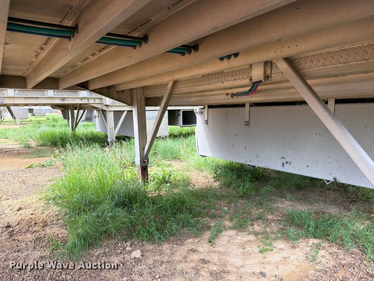 image for item FK4023 2007 Barrett Trailers, Inc. livestock trailer