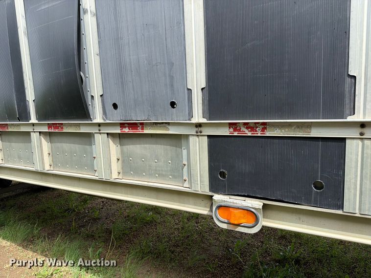 image for item FK4023 2007 Barrett Trailers, Inc. livestock trailer