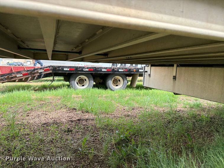image for item FK4023 2007 Barrett Trailers, Inc. livestock trailer