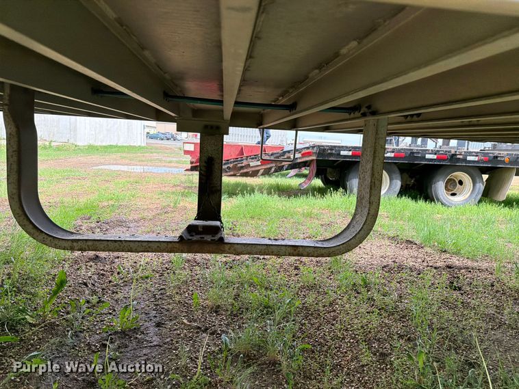 image for item FK4023 2007 Barrett Trailers, Inc. livestock trailer