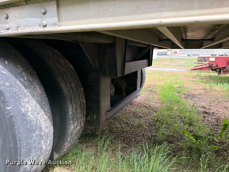 image for item FK4023 2007 Barrett Trailers, Inc. livestock trailer