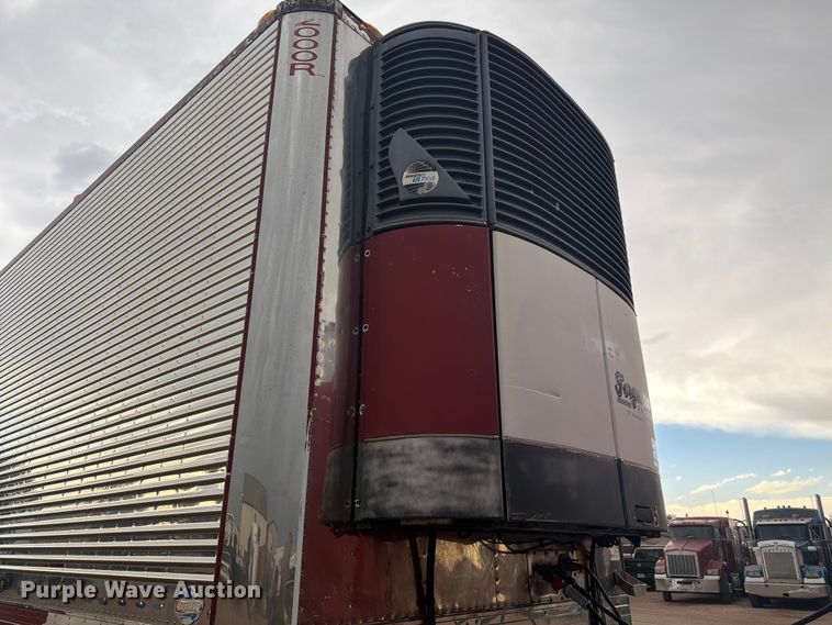 image for item FM7542 1995 Utility VS2RS refrigerated van trailer