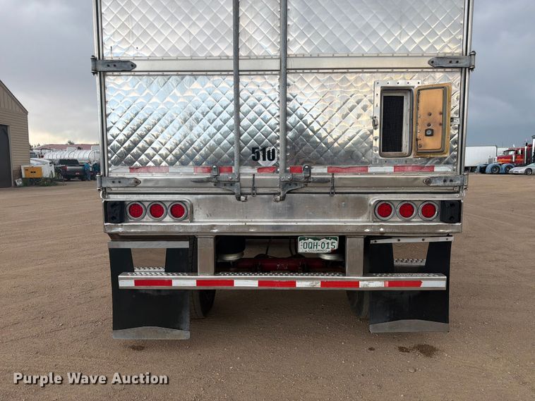 image for item FM7542 1995 Utility VS2RS refrigerated van trailer