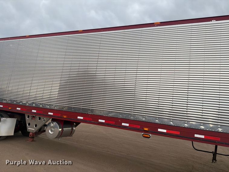 image for item FM7542 1995 Utility VS2RS refrigerated van trailer