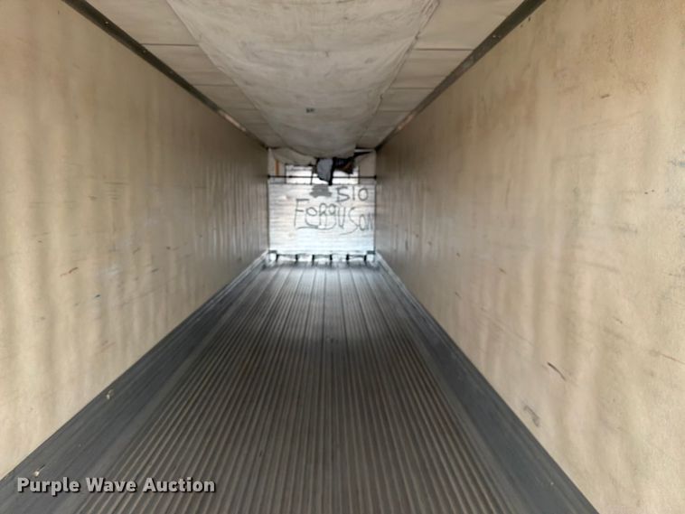 image for item FM7542 1995 Utility VS2RS refrigerated van trailer