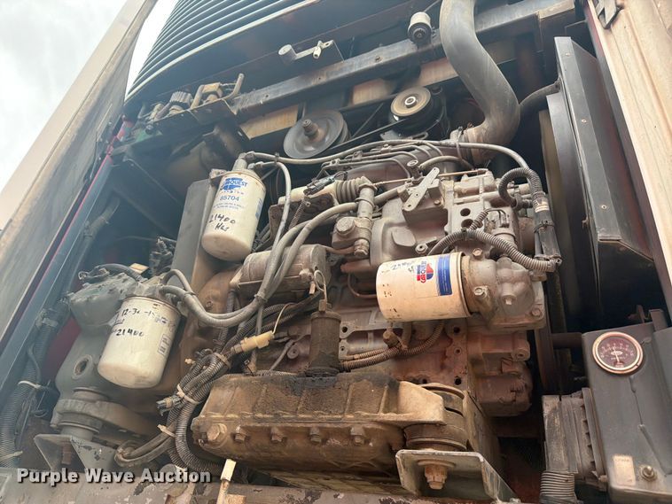 image for item FM7542 1995 Utility VS2RS refrigerated van trailer