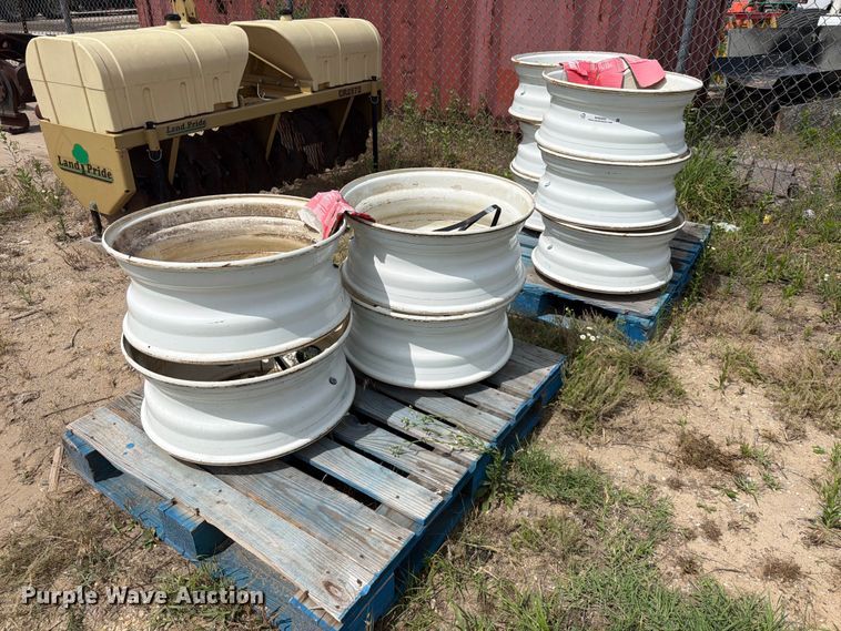 image for item NA9493 (10) 24.5 steel wheels