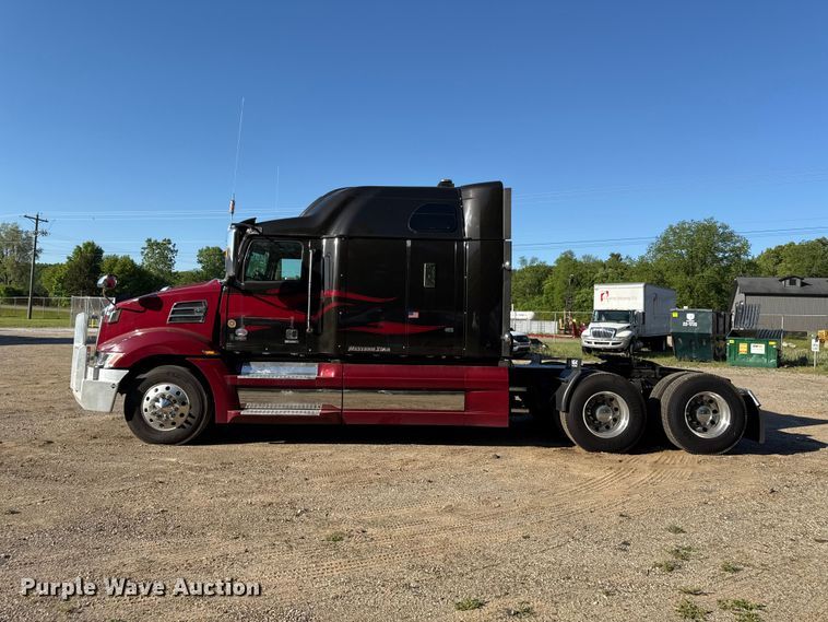image for item ND9481 2020 Western Star W5700X semi truck