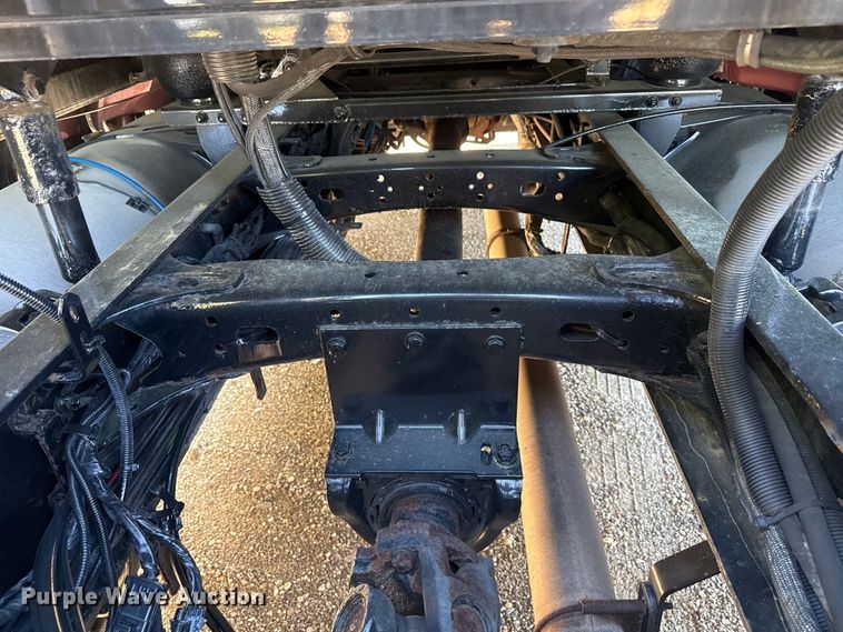 image for item ND9481 2020 Western Star W5700X semi truck