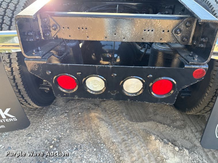 image for item ND9481 2020 Western Star W5700X semi truck