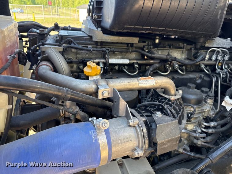 image for item ND9481 2020 Western Star W5700X semi truck