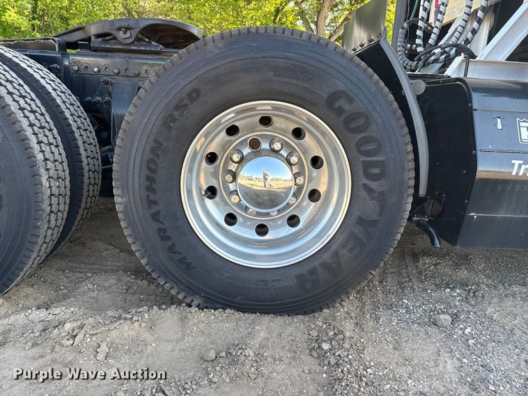 image for item ND9481 2020 Western Star W5700X semi truck