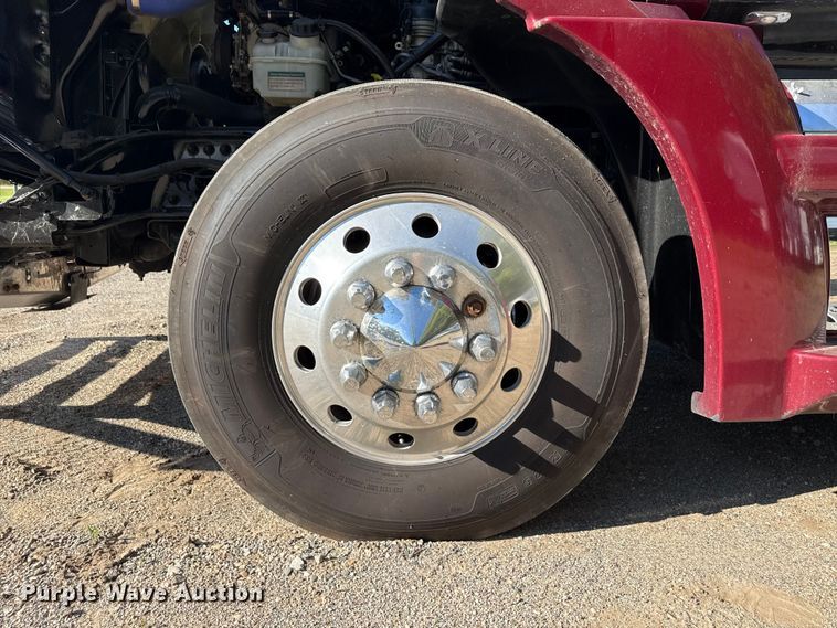 image for item ND9481 2020 Western Star W5700X semi truck