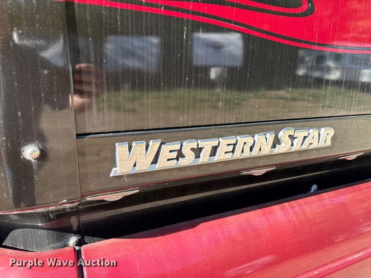 image for item ND9481 2020 Western Star W5700X semi truck