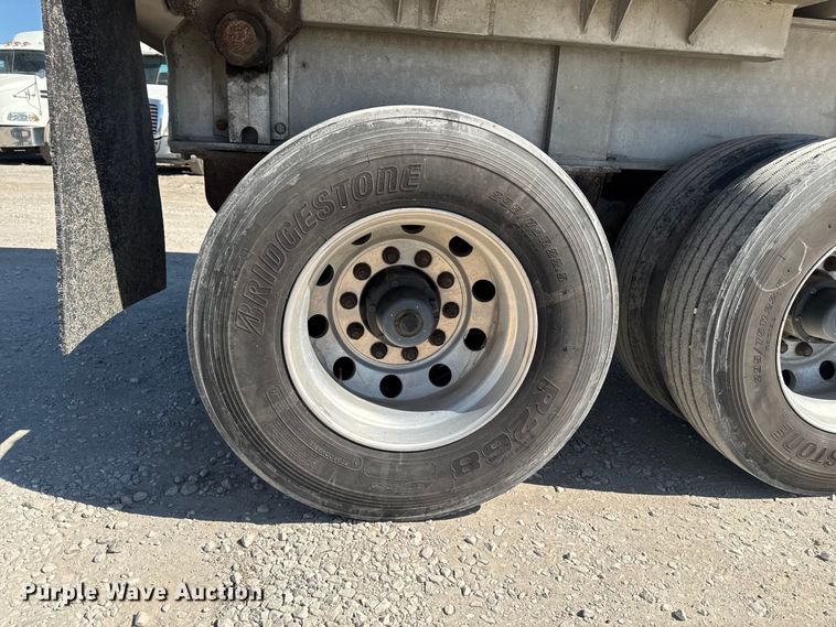 image for item OE9601 1990 Ravens end dump trailer