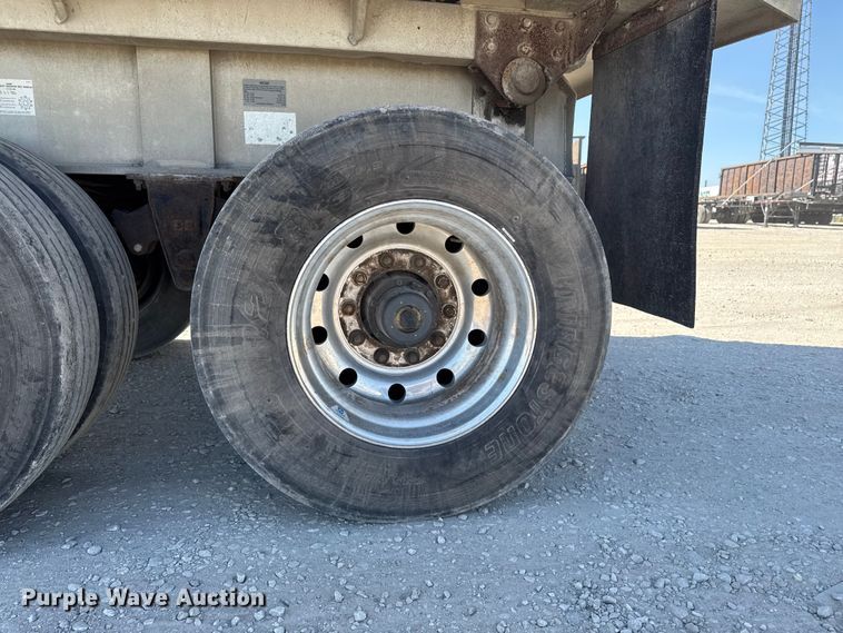 image for item OE9601 1990 Ravens end dump trailer