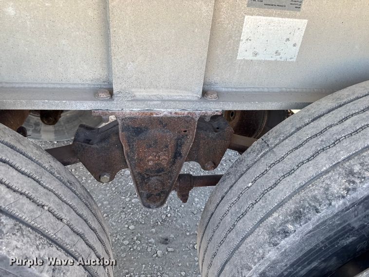 image for item OE9601 1990 Ravens end dump trailer