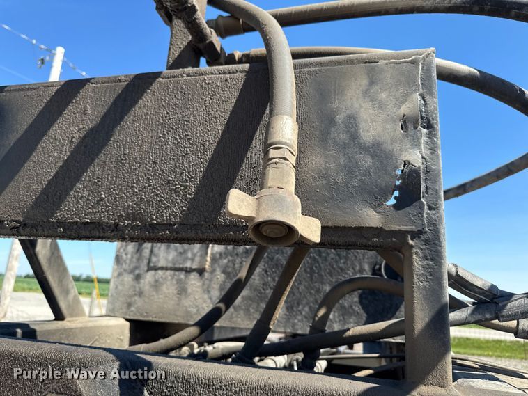 image for item OE9603 1989 Galbreath container trailer