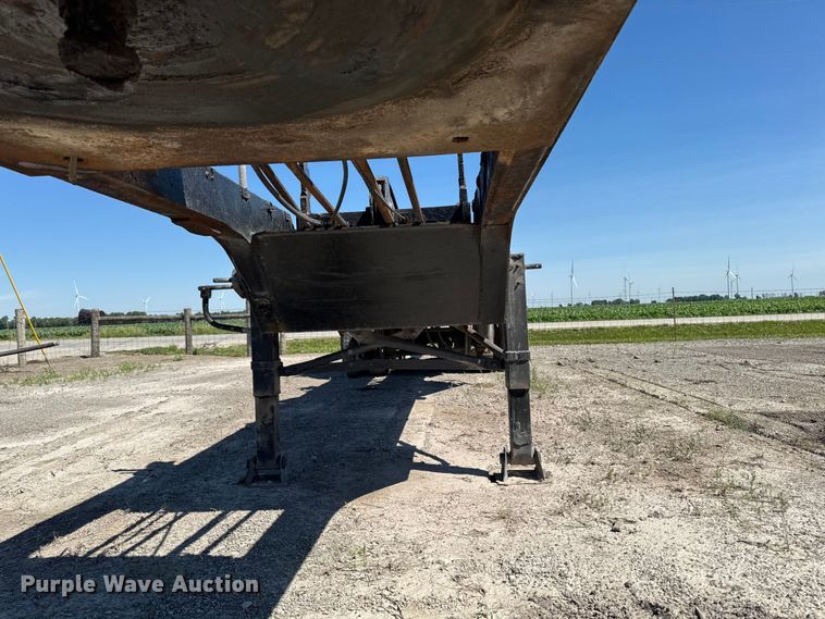 image for item OE9603 1989 Galbreath container trailer