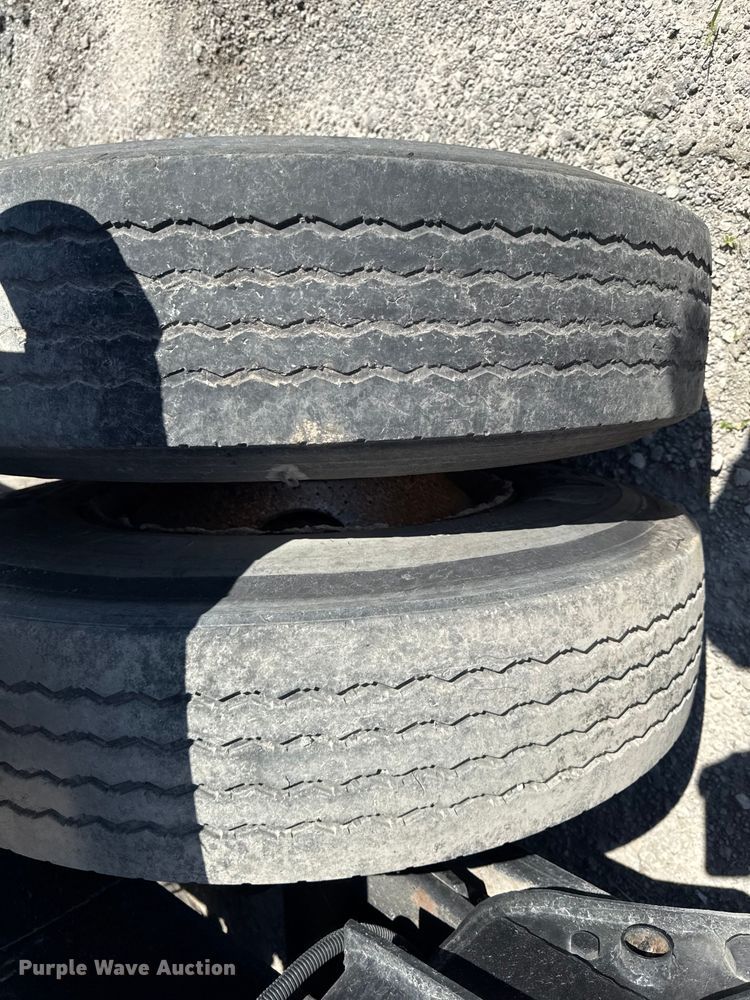 image for item OE9603 1989 Galbreath container trailer