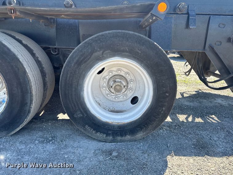 image for item OE9603 1989 Galbreath container trailer