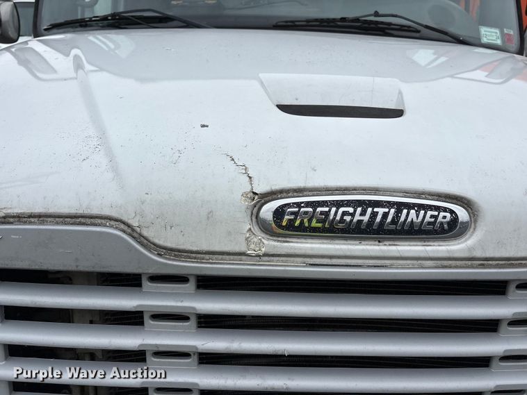 image for item YA1512 2015 Freightliner Business Class M2 box truck