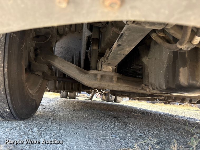image for item YA1864 2020 Freightliner Cascadia semi truck