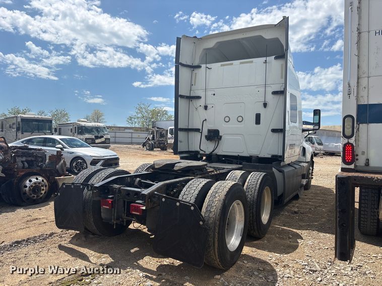 image for item YA2430 2019 International LT625 semi truck